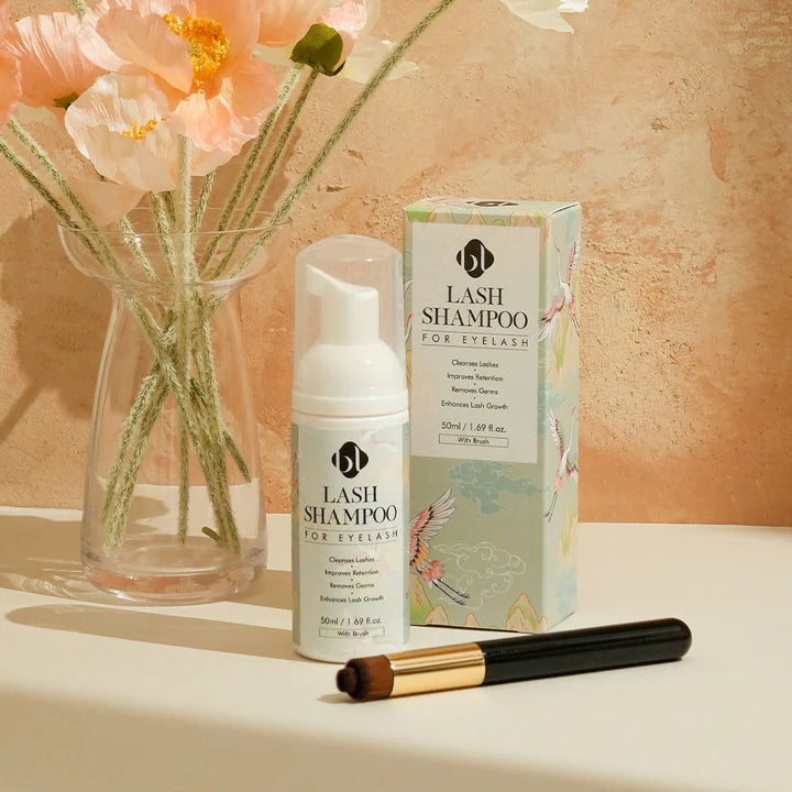 BL Blink Lashes Cleansing Lash Foam with Brush - Amber Lash