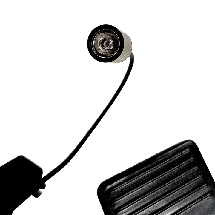 Cordless LED Lash Extension Lamp – Clip-On for Tweezers (with Foot Switch, Tweezers Not Included) | SARA Black Edition